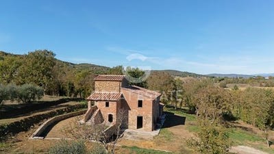 /international/it/lucignano-tuscany-310105762808/