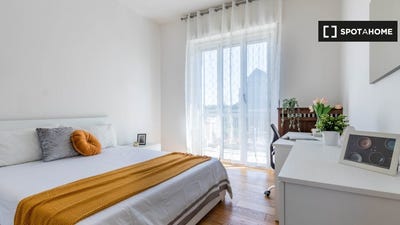 /international/it/milan-lombardy-310108592423/