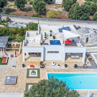 /international/it/carovigno-apulia-310107257295/