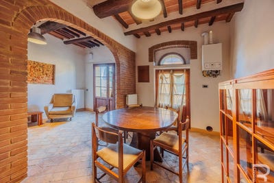 /international/it/montopoli-montopoli-tuscany-310105207343/