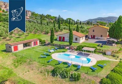 /international/it/casale-marittimo-tuscany-120095241440/