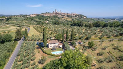/international/it/san-gimignano-tuscany-310109366747/