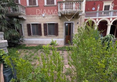 /international/it/castiglione-del-lago-umbria-310108006968/