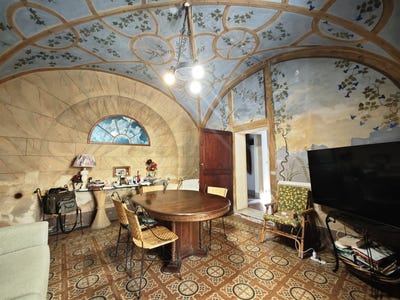 /international/it/lari-tuscany-310106836000/
