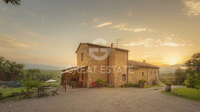 /international/it/colle-di-val-d-elsa-tuscany-310107240411/