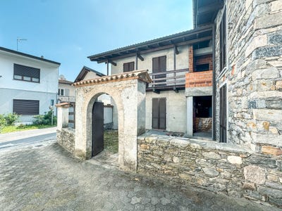 /international/it/brovello-carpugnino-piedmont-310100542111/
