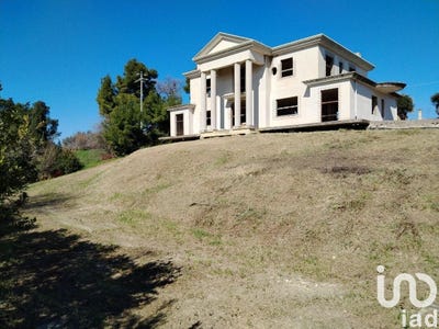 /international/it/montegranaro-marche-310106505621/