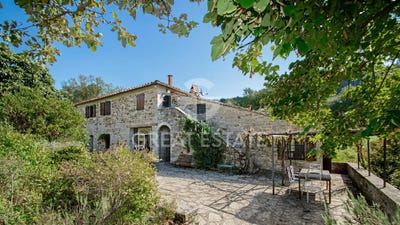 /international/it/gaiole-in-chianti-tuscany-310103413086/