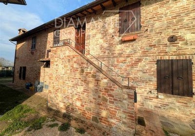 /international/it/castiglione-del-lago-umbria-310103139854/