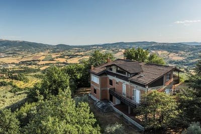 /international/it/gualdo-cattaneo-umbria-310101691028/
