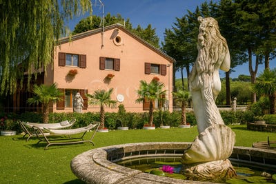 /international/it/ostra-vetere-marche-310108900236/