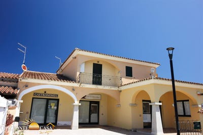 /international/it/porto-san-paolo-sardinia-310099629477/