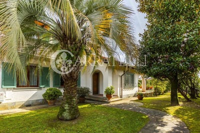 /international/it/forte-dei-marmi-tuscany-310106799148/