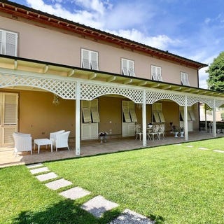 /international/it/lucca-tuscany-310108407098/
