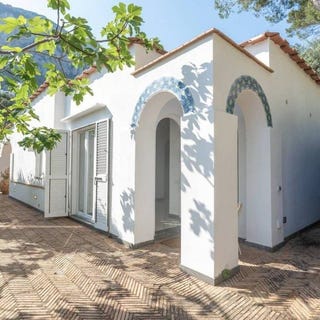 /international/it/capri-campania-310108837913/