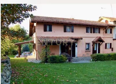/international/it/localita-mobbio-rocca-grimalda-piedmont-310105989373/