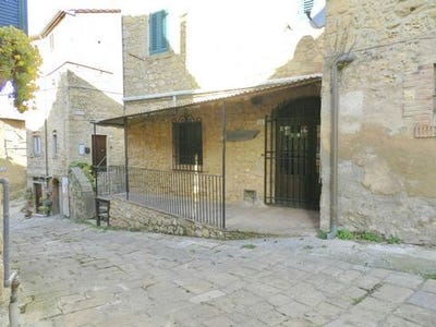 /international/it/via-roma-10-casale-marittimo-tuscany-310108272782/