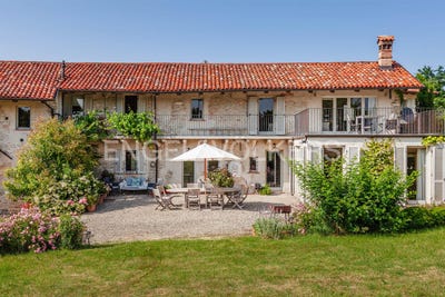 /international/it/dogliani-piedmont-310108729092/