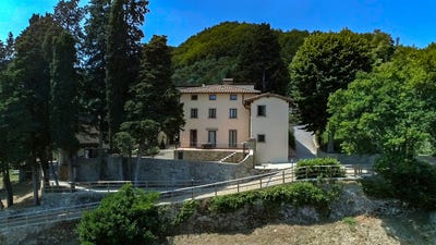 /international/it/1-viale-mazzini-dicomano-tuscany-310105991248/