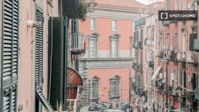 /international/it/naples-campania-310108559981/
