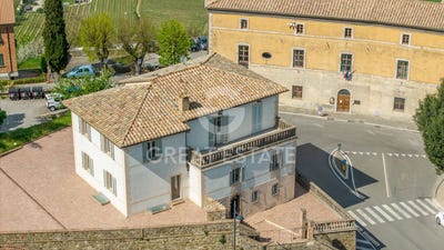 /international/it/montalcino-tuscany-310107921930/