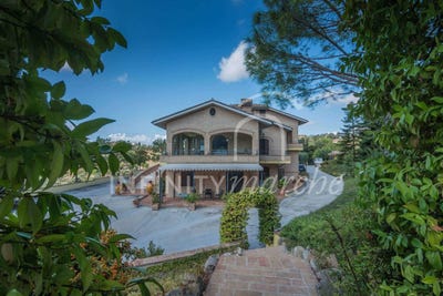 /international/it/morrovalle-marche-310104318968/