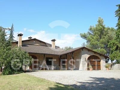 /international/it/paciano-umbria-310099229399/