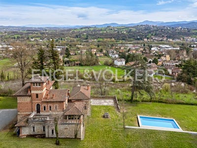 /international/it/ovada-piedmont-310099552509/