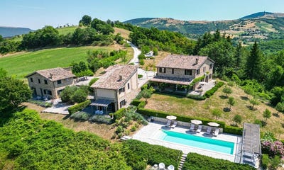 /international/it/castelraimondo-castelraimondo-marche-310103536499/?lang=pt