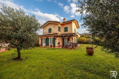 /international/it/pontremoli-tuscany-310107046176/