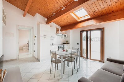 /international/it/via-robecco-cinisello-balsamo-lombardy-310097820672/