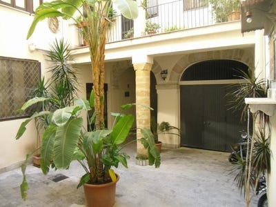 /international/it/via-roma-palermo-sicily-310106625562/