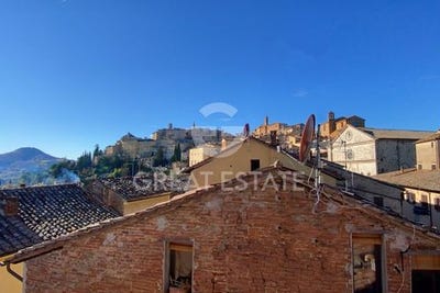 /international/it/montepulciano-tuscany-120086636271/