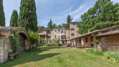 /international/it/monteriggioni-tuscany-310099950522/