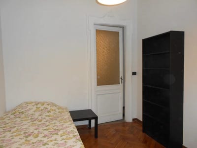 /international/it/corso-san-maurizio-turin-piedmont-310093823071/