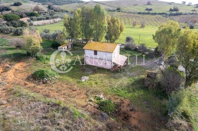 /international/it/capalbio-tuscany-310105252675/