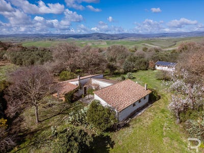 /international/it/manciano-tuscany-310106068116/