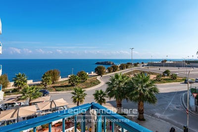 /international/it/polignano-a-mare-apulia-310109023126/