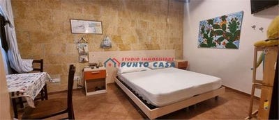 /international/it/trapani-sicily-310107839500/