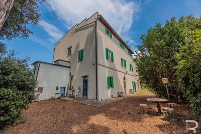 /international/it/cecina-tuscany-310104301911/