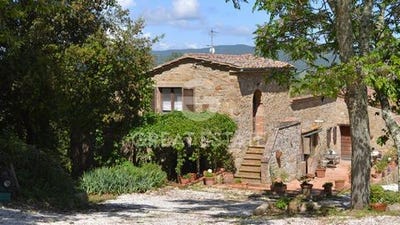 /international/it/casole-d-elsa-tuscany-310108405205/
