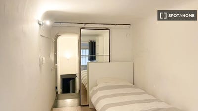 /international/it/genoa-liguria-310106965288/