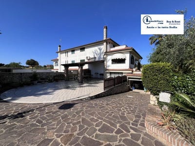 /international/it/nettuno-lazio-310108729522/?lang=fr