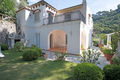 /international/it/24-via-mulo-capri-campania-310099314289/