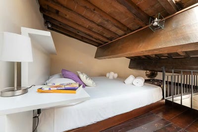 /international/it/via-giuseppe-verdi-florence-tuscany-310093860558/