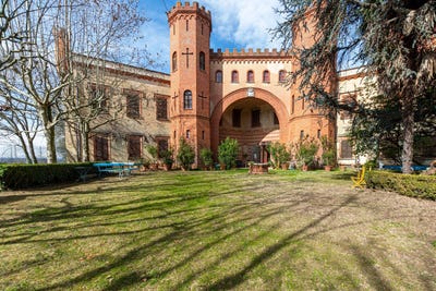 /international/it/baldissero-d-alba-piedmont-310108597020/