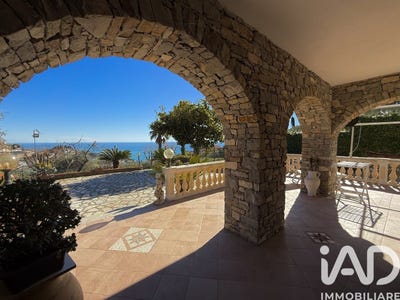 /international/it/cipressa-liguria-310107025388/