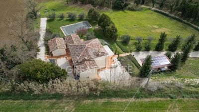 /international/it/todi-umbria-120098368465/