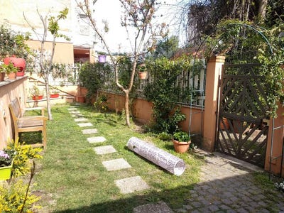 /international/it/via-del-mandrione-rome-lazio-310093860847/