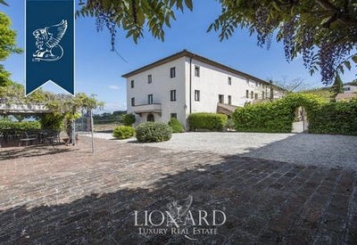 /international/it/castiglione-del-lago-umbria-120087018847/